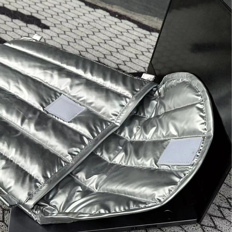 Taška na notebook – vodeodolná a odolná voči otrasom, polyester, zips, mäkká rukoväť, vhodná na služobné cesty