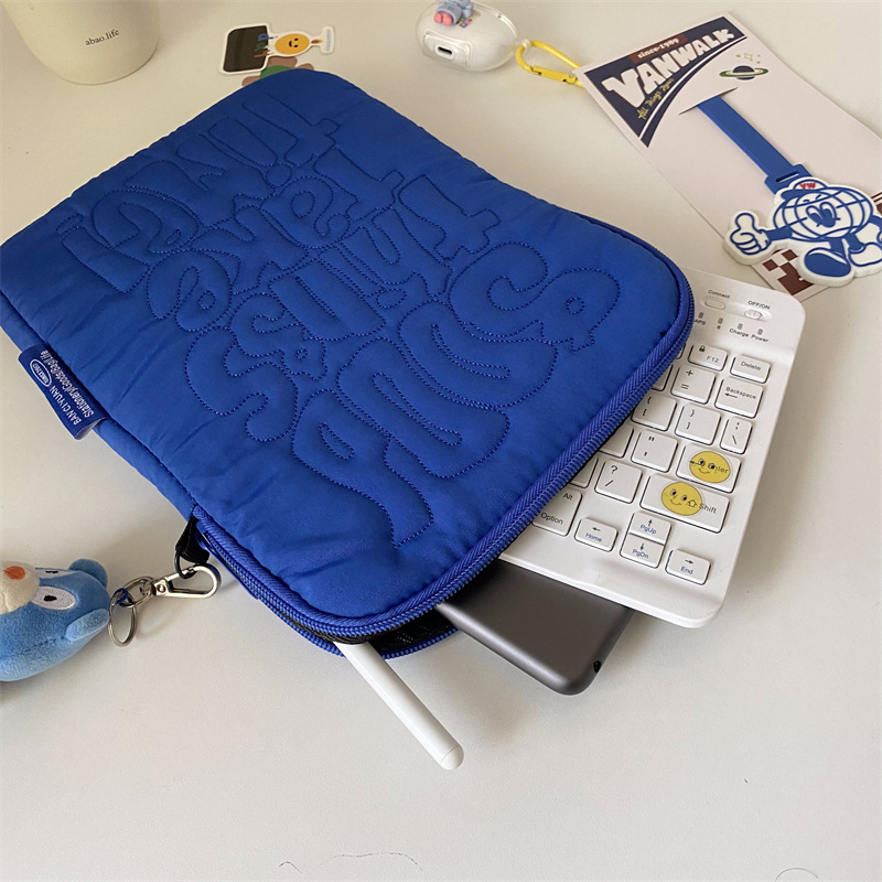 Poliészter laptop/tablet tok, ultrakönnyű, kopásálló, anti-lopás, bővíthető dizájn, pamut bélés