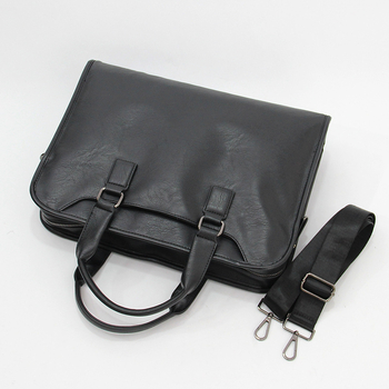 Férfi üzleti aktatáska PU bőrből, egyszínű, belső poliészter bélés, vízálló, ideális üzleti utazásokhoz