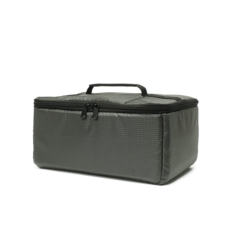 DSLR kamera táska belső háromobjektíves párnázattal, ütésálló, vízlepergető poliészter, bársony belső bélés