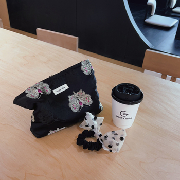 Kanvas kosmētikas soma ar horizontālu kvadrāta formu, rāvējslēdzējs, mīksta odere