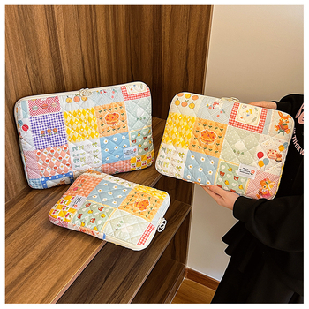 Laptop tároló táska vászonból, nylon bélés, geometriai minta, lélegző