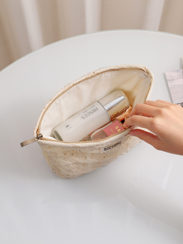 Õmmeldud kvilta kosmeetika kott lillemustriga, polüester, vooder kanvas, naistele