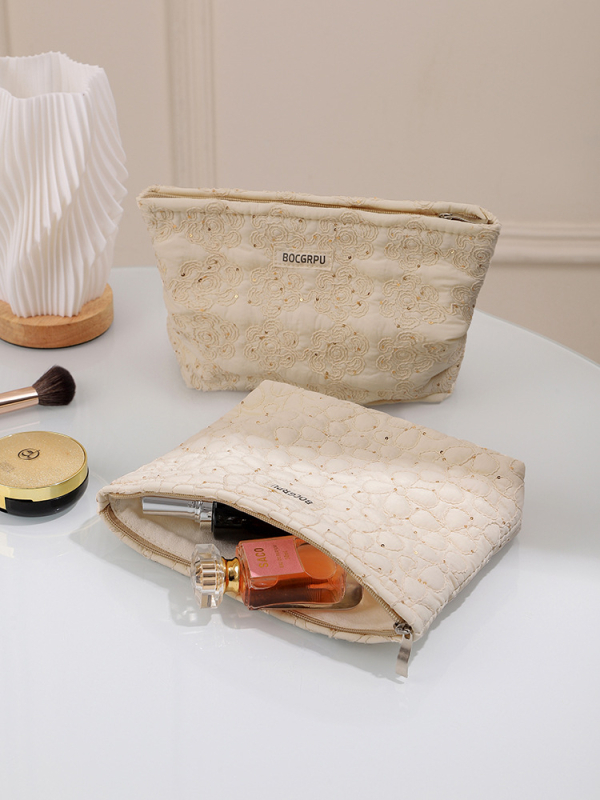 Õmmeldud kvilta kosmeetika kott lillemustriga, polüester, vooder kanvas, naistele