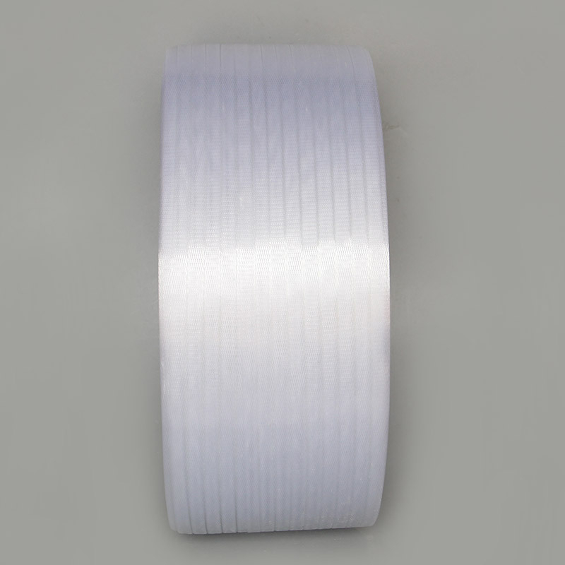 PP iepakošanas lenta iekārtām, automātiska/dal automatizēta darbība, karstā kušanas tips, biezums 0.7 mm, vilkmes stiprums 120 kg, svars 10