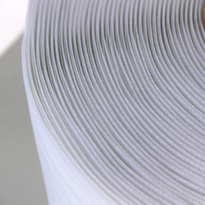 PP iepakošanas lenta iekārtām, automātiska/dal automatizēta darbība, karstā kušanas tips, biezums 0.7 mm, vilkmes stiprums 120 kg, svars 10