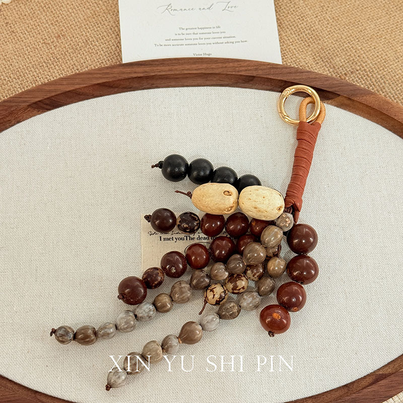 Висулка за чанти, ръчно плетена, флорални мотиви, смесени материали, ретро стил