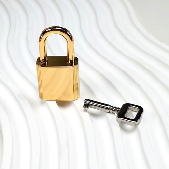 Încuietoare pentru genți din aliaj de aluminiu | Stil urban minimalist | Model monocrom | 2024 iarnă