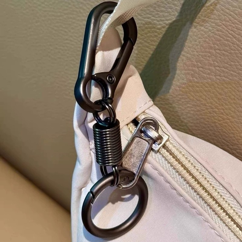 Friendly anti-vagystės užraktas užtrauktukui kuprinei su aštuoniakampė sagen, skirtas Europos kelionėms su bagažu