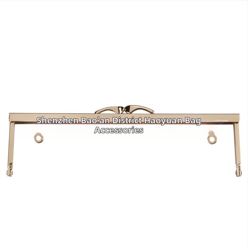 DIY pénztárca keret hardver: fishtail fej és kutya fej profilokkal; lyukak kézzel préselve és csavarokkal (Vas; 2023 tavasz; Táska kiegészítők)