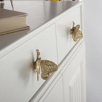Mâner din alamă în formă de fluture pentru sertare și uși de dulap