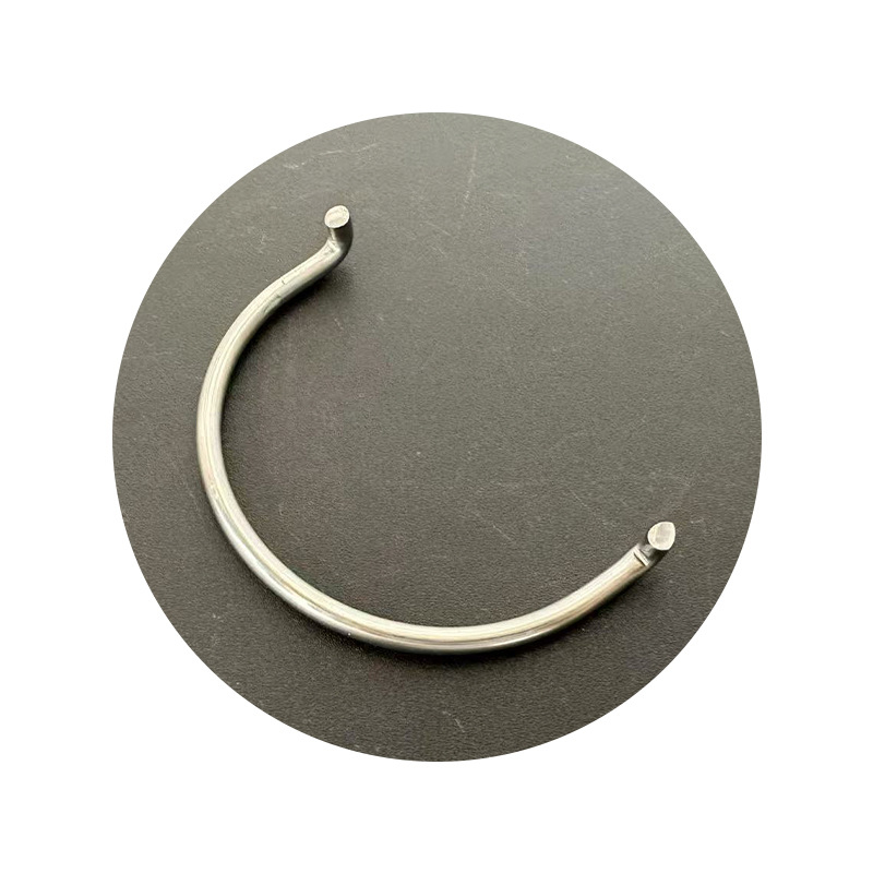 Nerūsējošā tērauda rokas turētājs bagāžai – arkveida tilta dizains, daudzfunkcionāls vilkšanas gredzens