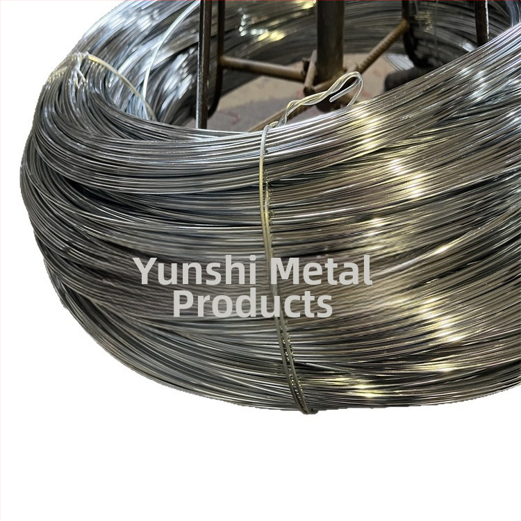 Spīdīga galvanizēta dzelzs stieple ledus kannas un ūdens kannas nēsāšanas gredzenam; Materiāls: Q195; Ķērsgriezums: apaļš; Garums: 100; Vilkšanas izturība: 450-500