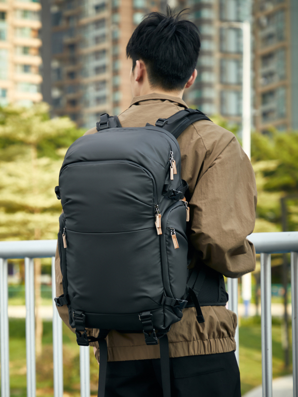 Rucsac pentru Cameră Mirrorless – Rezistent la apă, Capacitate mare, Spate respirabil, Poliester