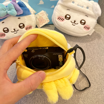 Geantă de cameră Chiikawa din pluș, stil clutch din catifea, pentru camere compacte/micro, toamnă 2024, unisex