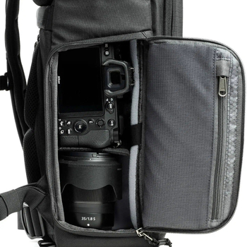 Roll-top foto batoh pre DSLR a bez zrkadlovej kamery, nepremokavý a ľahký, s oblúkovým ramenným popruhom.