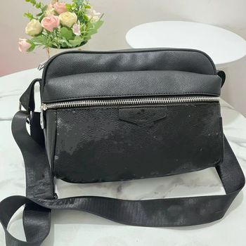 Muška crossbody torba — street fashion stil, PU koža, uzorak s slovima, poliester podstava, proljeće 2025