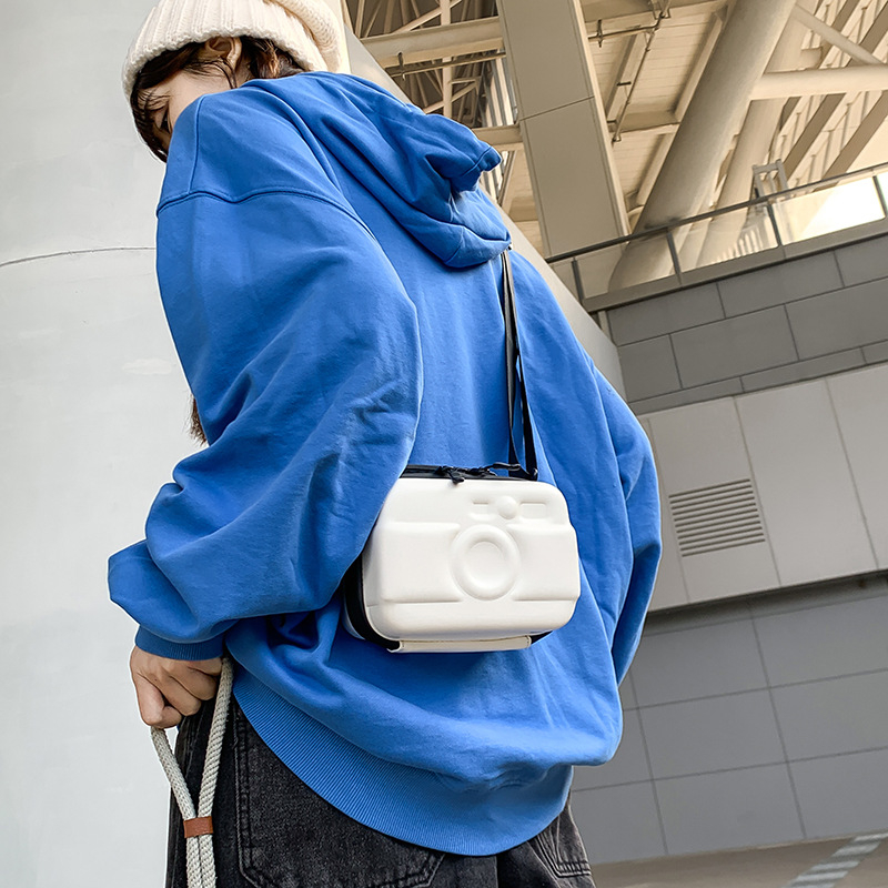 Muška crossbody torba u stilu kamere, lagana i kompaktna, PU materijal, prošireni kapacitet, poliester podstava, casual upotreba