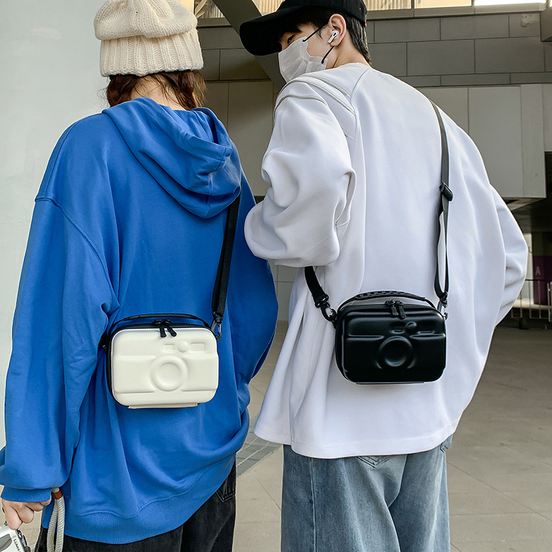 Muška crossbody torba u stilu kamere, lagana i kompaktna, PU materijal, prošireni kapacitet, poliester podstava, casual upotreba