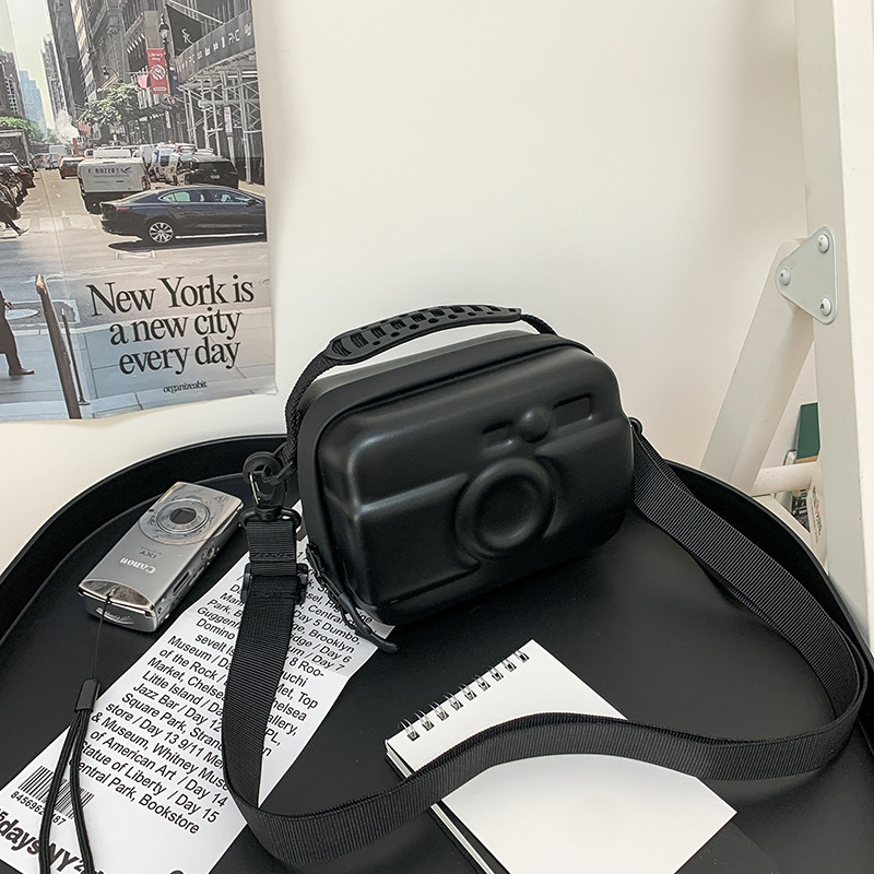 Muška crossbody torba u stilu kamere, lagana i kompaktna, PU materijal, prošireni kapacitet, poliester podstava, casual upotreba