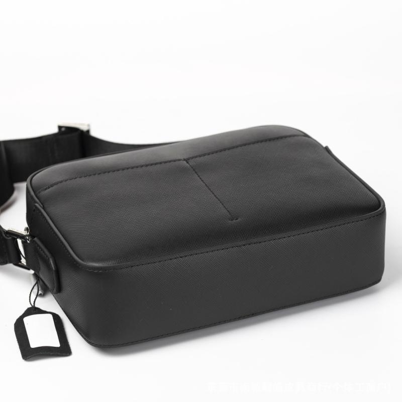 Muška kožna crossbody torba od prvog sloja kože, podstava od platna, s krížnim uzorkom, za svakodnevnu uporabu