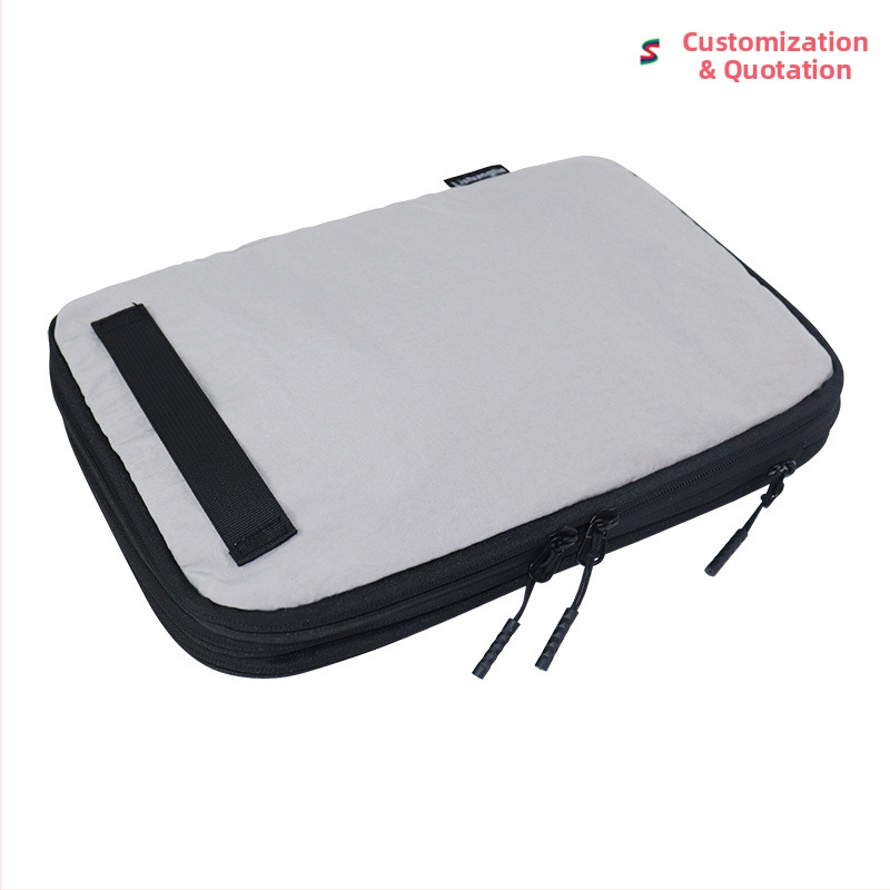 Taška na kameru s teleskopicky rozšíriteľným vnútrom, modulárne priehradky, ochranné uloženie pre svetlá, Oxford látka