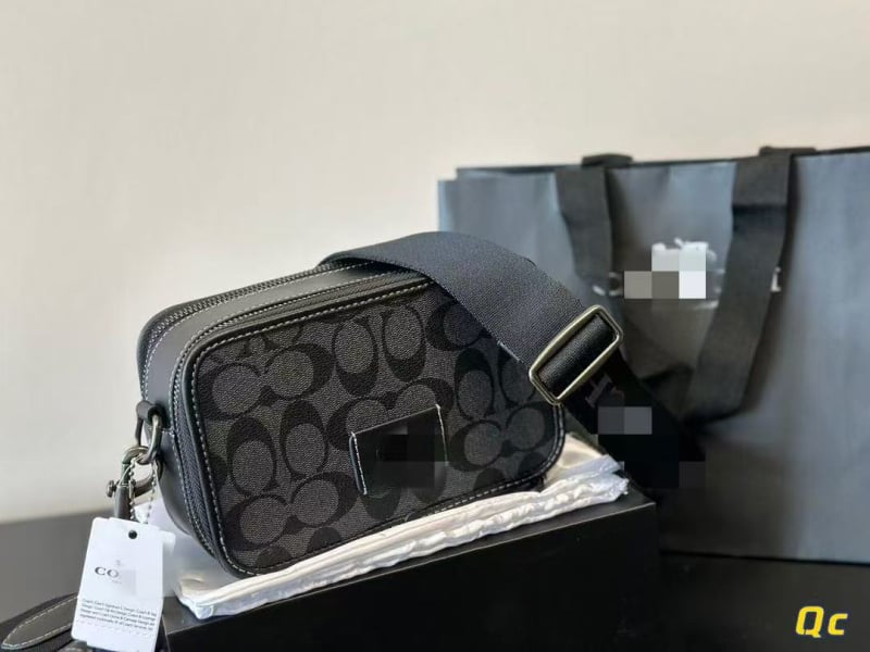 Férfi keresztpántos válltáska — városi egyszerű stílus, PVC anyag, antibakteriális belső nylon béléssel, márka C home