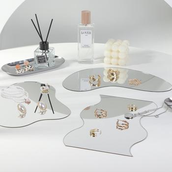 Akril tükrös hátfal tábla ékszerek fotózásához – Mirror Shadow 001 (2023)