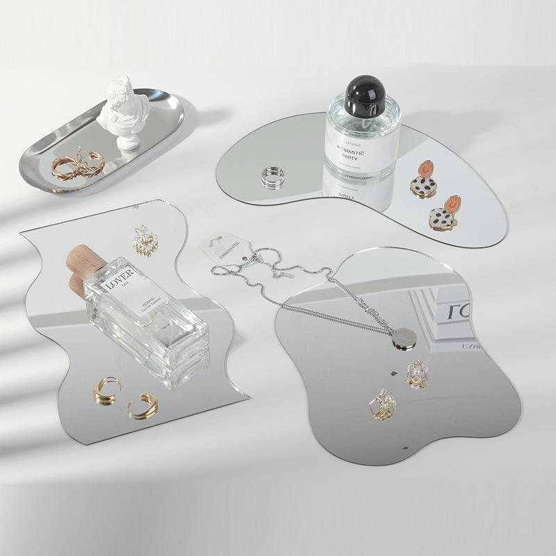 Akril tükrös hátfal tábla ékszerek fotózásához – Mirror Shadow 001 (2023)