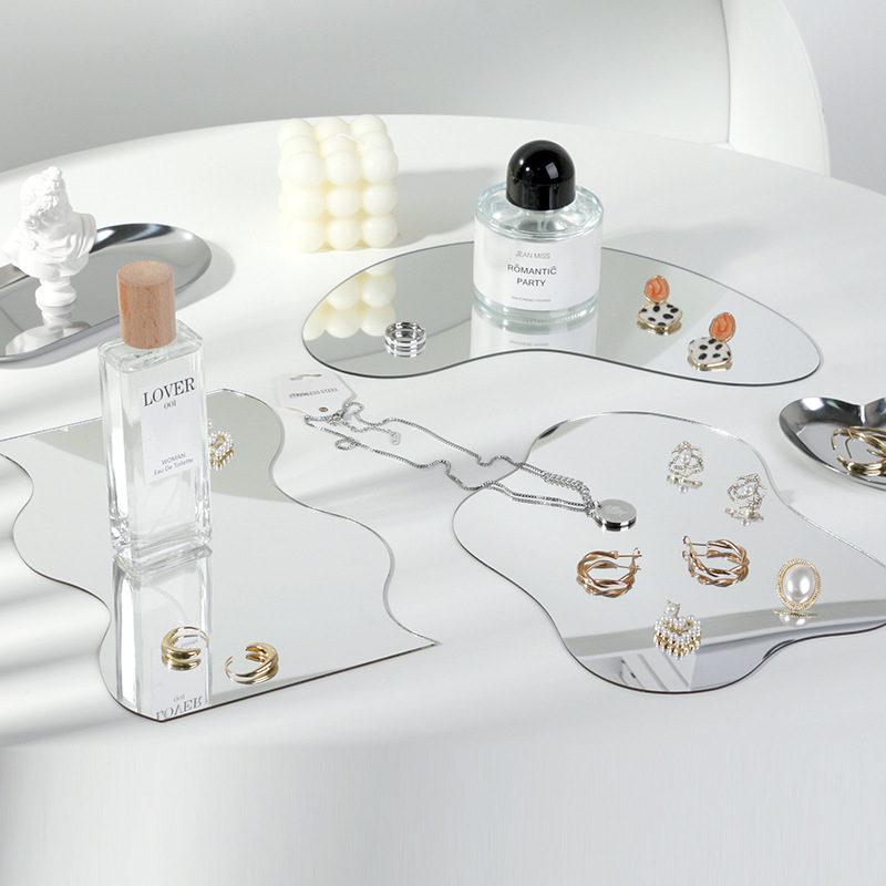 Akril tükrös hátfal tábla ékszerek fotózásához – Mirror Shadow 001 (2023)