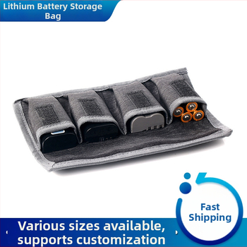 Kamerához való akkumulátortároló táska, Silis anyag, 4 db akkumulátor kapacitás, AA akkumulátorokkal kompatibilis, tömeg 50 g