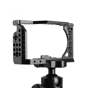 Rabbit Cage pre bezoglednú kameru – zvislá fotografika, kompatibilné so Sony A6000/A6300/A6400/A6500; Materiál: hliníková zliatina; Maximálna nosnosť 6–10 kg; Hmotnosť 149 g