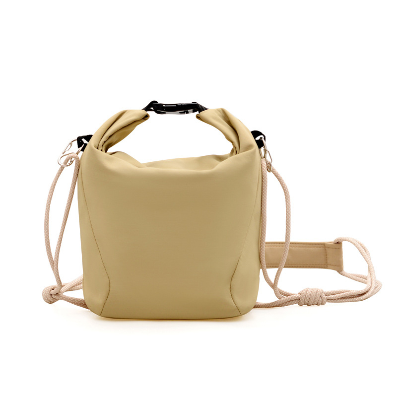 Könnyű, nylonból készült crossbody kamera táska DSLR és tükör nélküli kamerákhoz