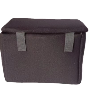 SLR fényképezőgép-táska, ütés- és esésálló kivitel, poliészterből, velúr bélés, stílus: clutch/szabadidős utazás