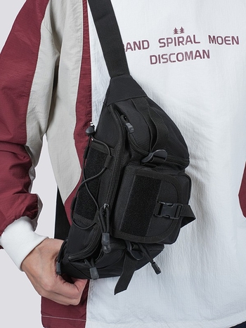Muška torbica za prsa s kaišem crossbody — Oxford tkanina, otporna na habanje, proširiva kapaciteta, može nositi 8-inčni prijenosnik, smanjuje opterećenje