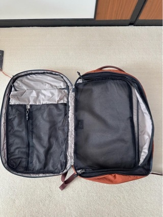 Unisex ranac za sport i putovanja – vodootporan; zapremina 20–35 L; za 13-inčni laptop; poliester; sustav zračnih jastuka na trakama (20–35 L; vodootporan; 13″ laptop; poliester; sustav zračnih jastuka)
