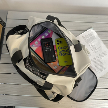 Cross-body sportska torba s odjeljivanjem mokro/suvo, ultra lagana, vodootporna od Oxford tkanine