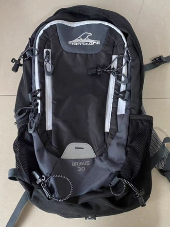 Unisex ruksak za planinarenje 30L, vodootporan, lagan, najlon konstrukcija