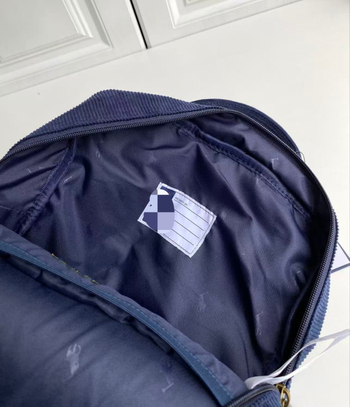 Unisex bársony hátizsák, kapacitás 20L alatt, kompatibil 9 hüvelykes laptophoz, hullámpontos mintázat.