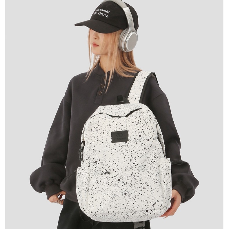 Rucsac casual unisex din nylon, capacitate 20–35 L, ultra ușor, stil de călătorie leisure, model cu stele, curele curbate