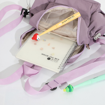 Unisex nylon utazótáska, 20–35L, vízálló, 10 hüvelykes laptop rekesz, görbült vállpántok