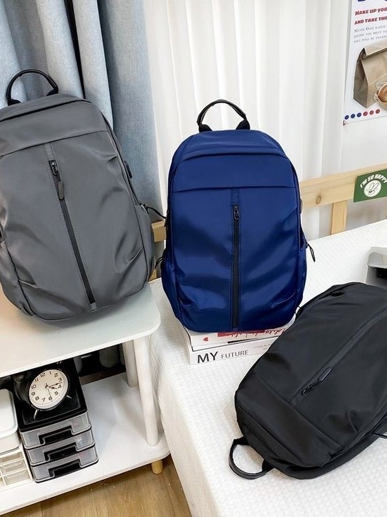 Qi Rui rucsac unisex din nylon cu țesătură Oxford, impermeabil, capacitate 20–35 L, curele curbate