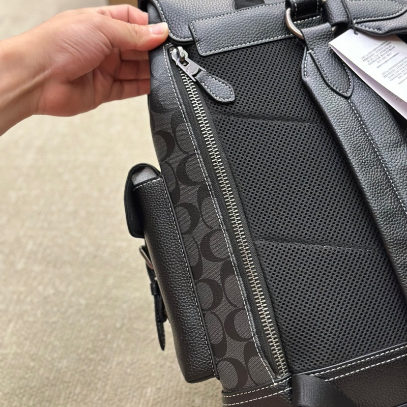 Muški konvertibilni ruksak, koža prvog sloja teleće, kapacitet 20–35 L, kompatibilan s 13-inčnim prijenosnikom, kaiševi s zračnom podrškom