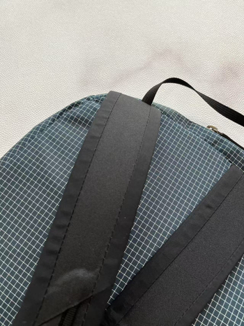 Sac de spate unisex din nylon pentru camping și drumeții, ușor, 15L capacitate, sistem de purtare Neurobridge