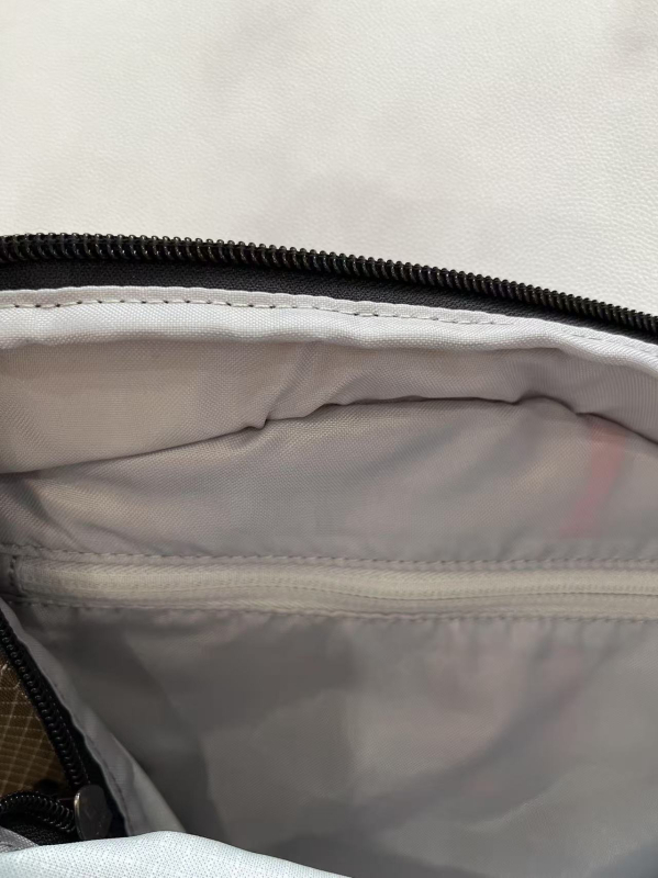 Sac de spate unisex din nylon pentru camping și drumeții, ușor, 15L capacitate, sistem de purtare Neurobridge