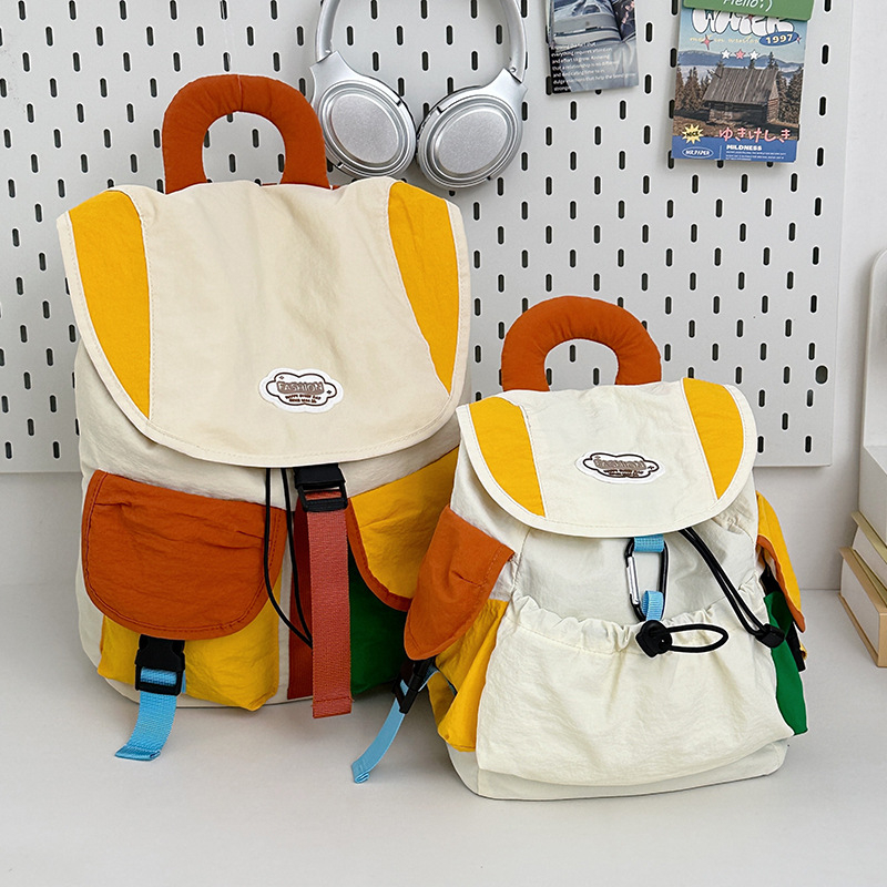 Ženski nylon ruksak – gradski minimalistički stil, kapacitet do 20 L, za 13-inčni laptop, zakrivljene naramenice, prozračan