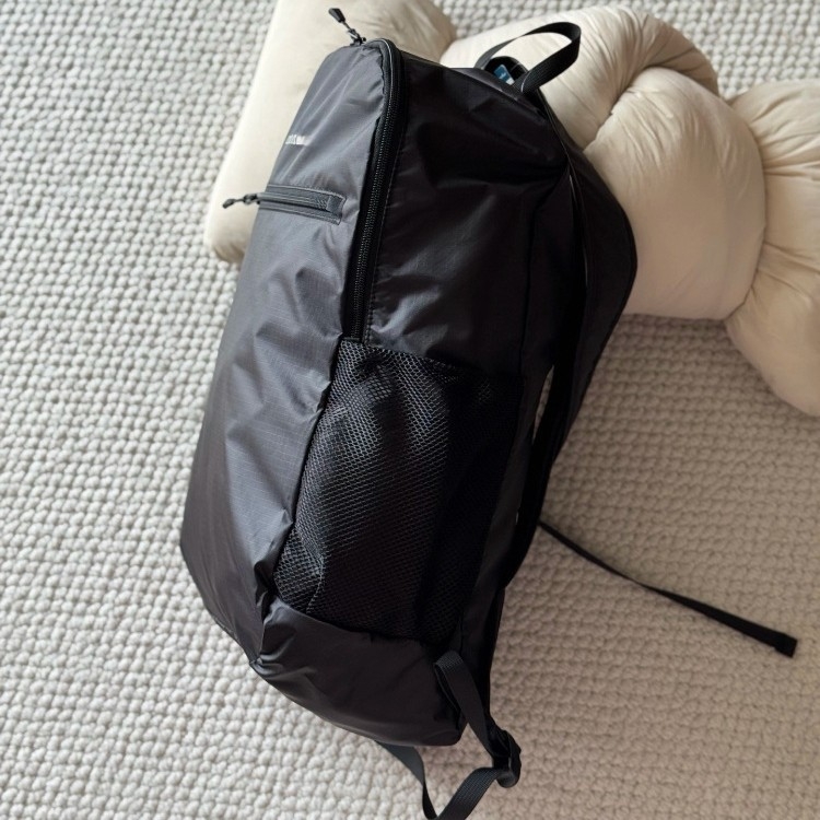 Najlon ruksak, sklopivi dizajn, unisex, kapacitet ispod 20 L, pogodan za 16-inčni laptop