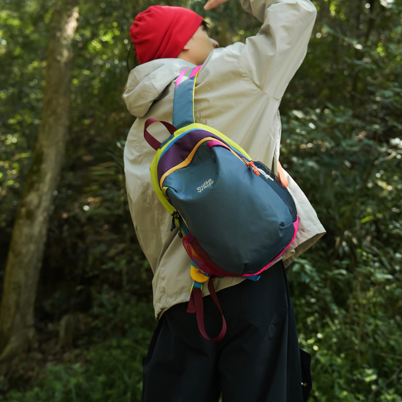 Ruksak za planinarenje i putovanja – najlon, kapacitet ispod 20 L, pogodan za 11-inčni prijenosnik, poliester podstava, jesen 2025