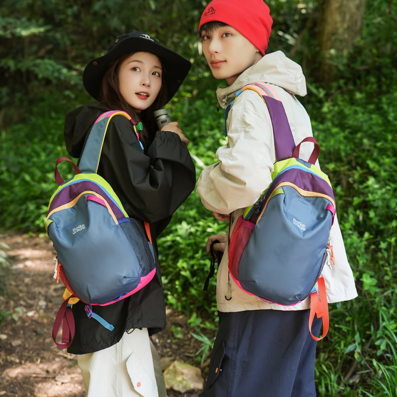 Ruksak za planinarenje i putovanja – najlon, kapacitet ispod 20 L, pogodan za 11-inčni prijenosnik, poliester podstava, jesen 2025