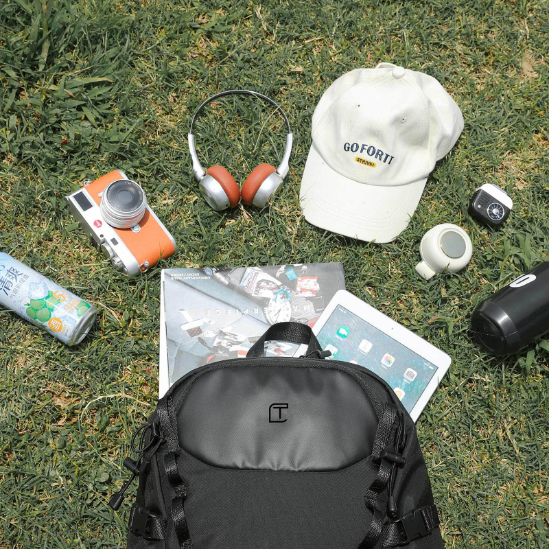 Rucsac de drumeție TANGCOOL pentru bărbați/femei, Unisex, 20–35 L, Compatibil laptop 16'', Material Oxford, Bretele curbate Ergonomice